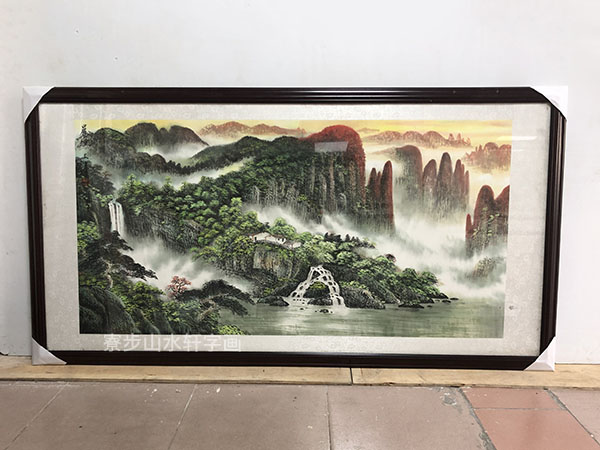 晨烟山水画横幅尺寸：88X168cm